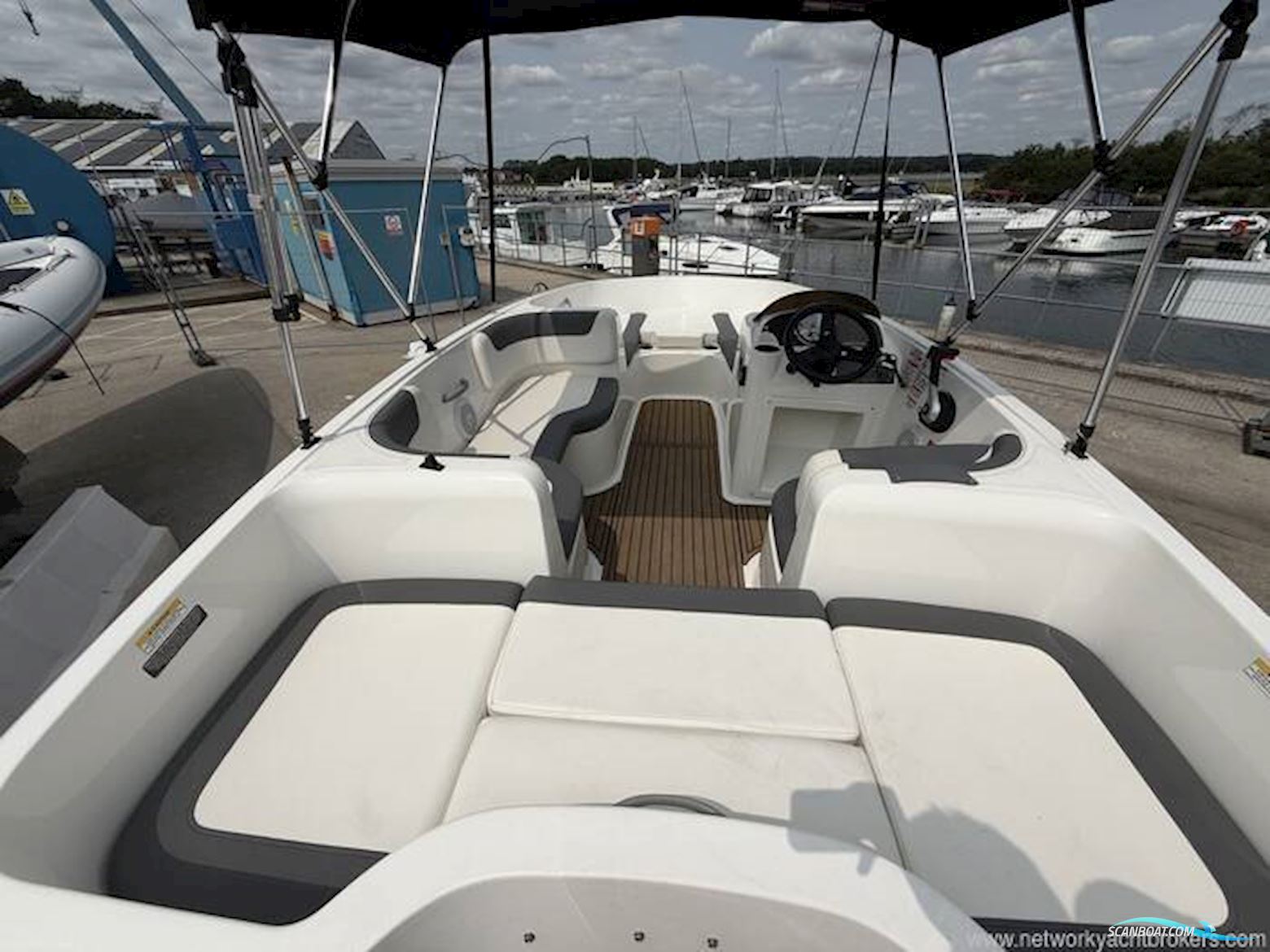 Bayliner 160 Element