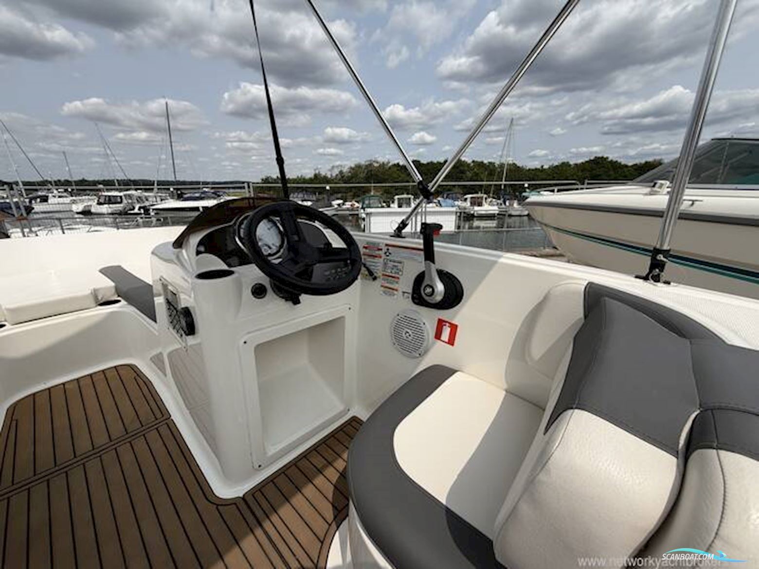 Bayliner 160 Element