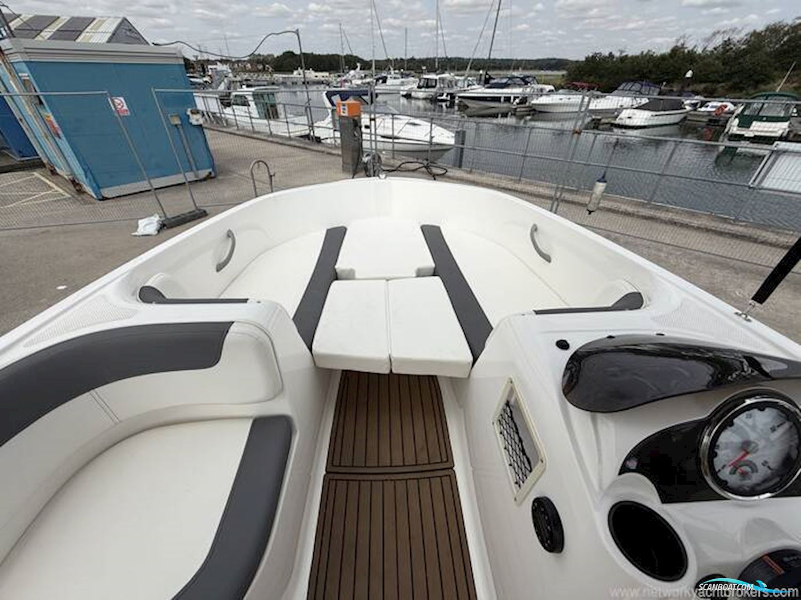 Bayliner 160 Element