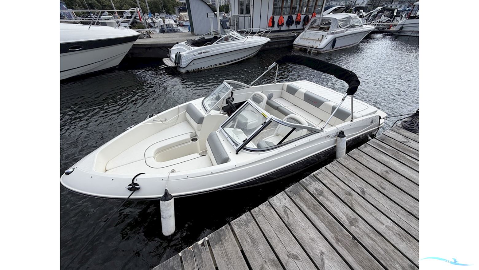 Bayliner 175 GT Motorboot 2015, mit Mercruiser motor, Sweden