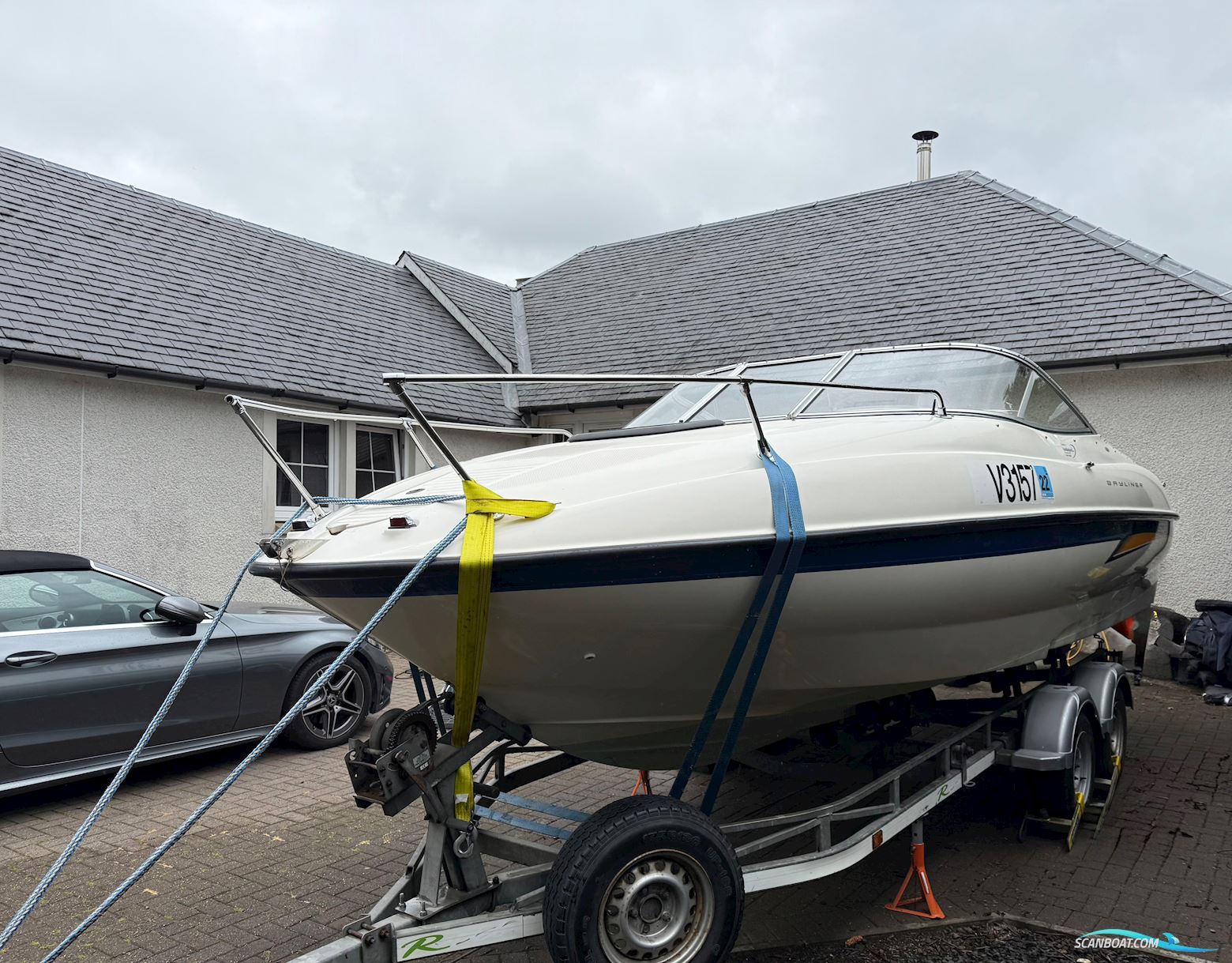 Bayliner 212 Capri