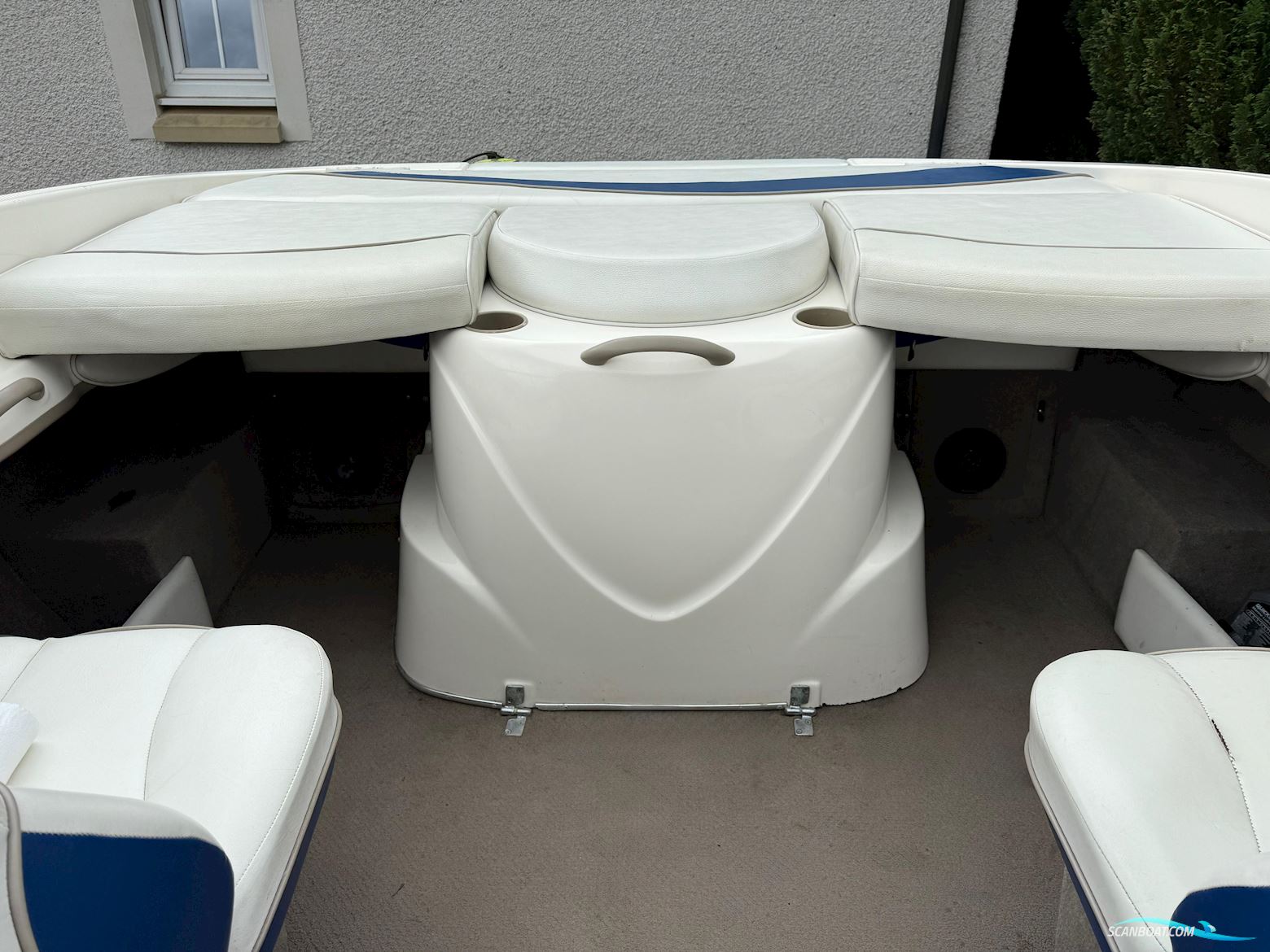 Bayliner 212 Capri