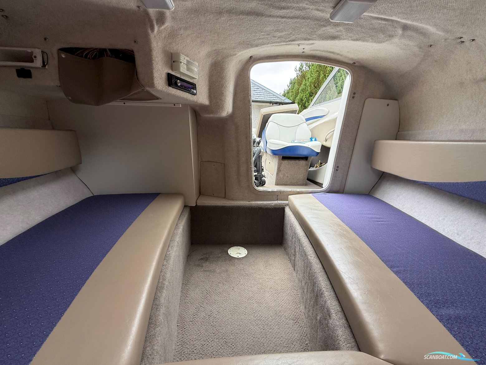 Bayliner 212 Capri