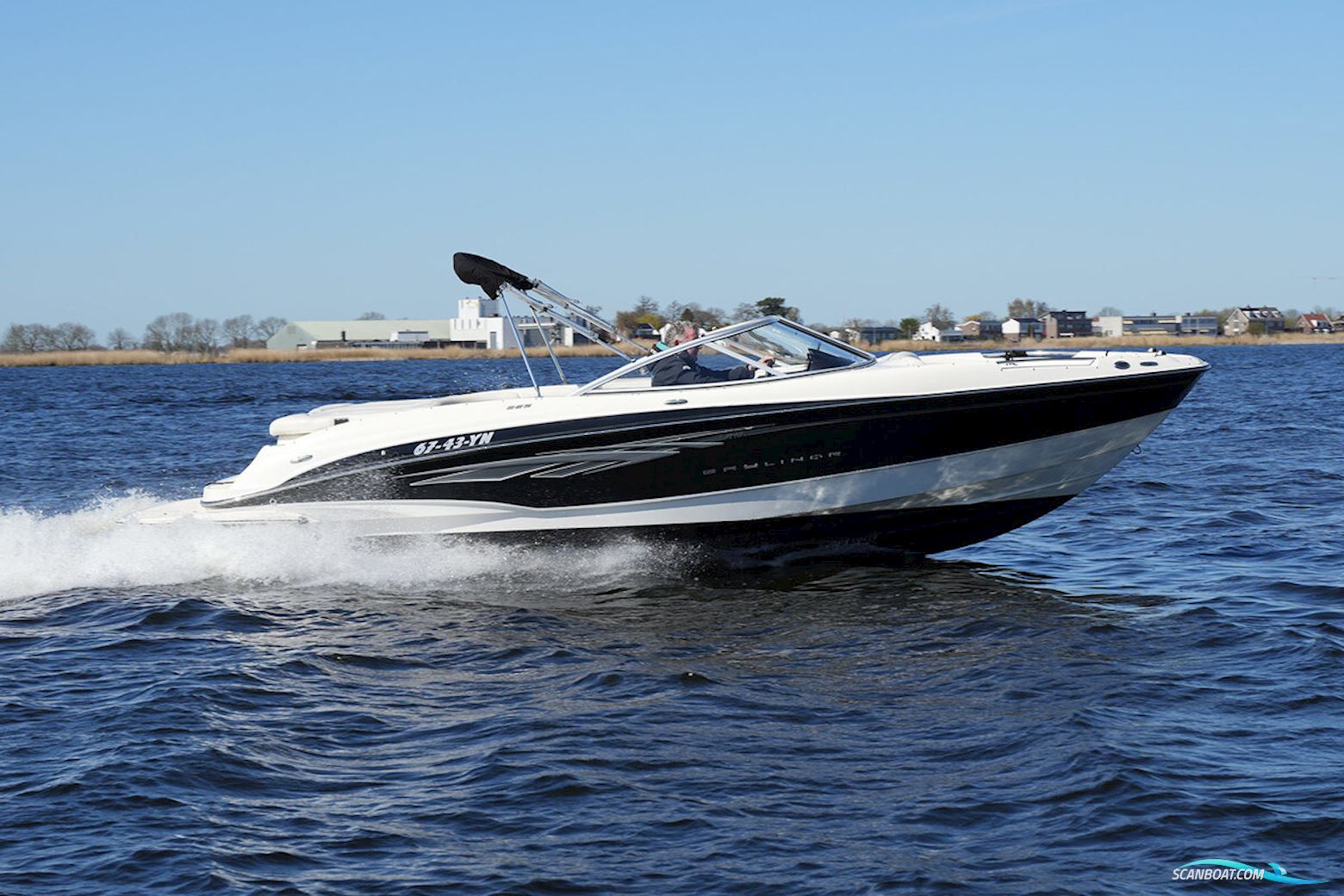 Bayliner 225