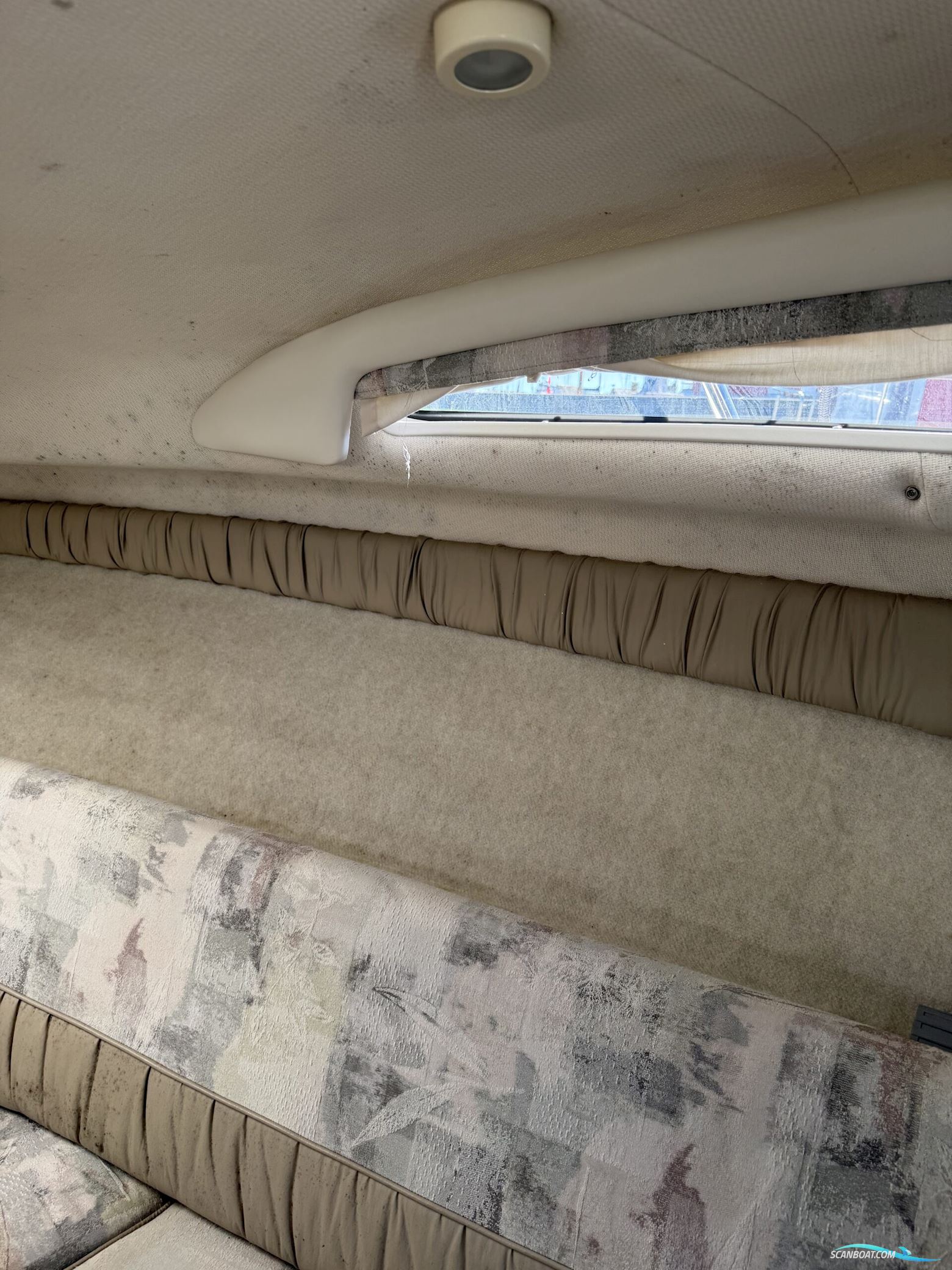 Bayliner 2355 Ciera med ferskvandskølet motor