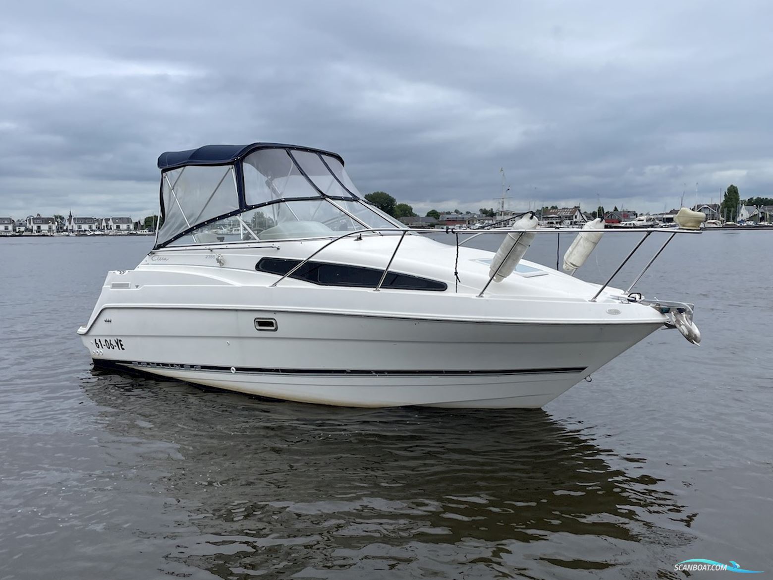 Bayliner 2355 Ciera