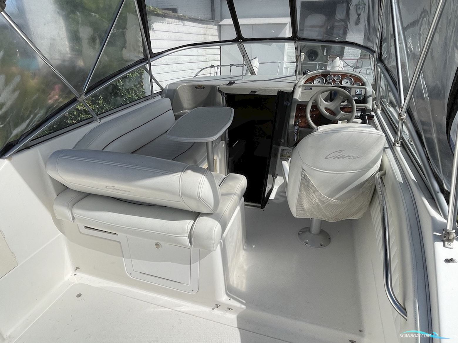 Bayliner 2355 Ciera