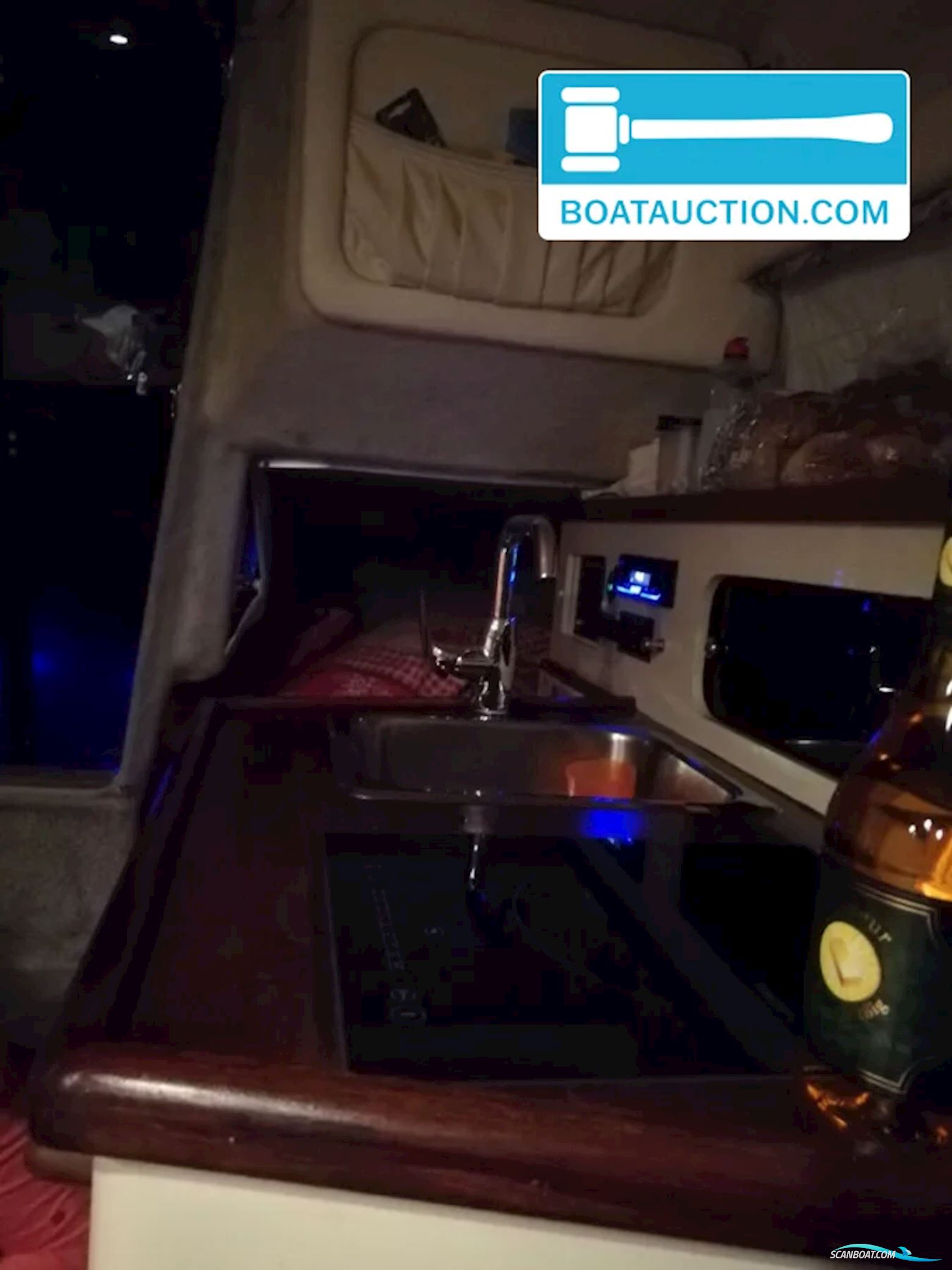 Bayliner 2355