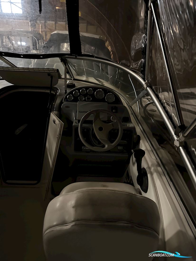 Bayliner 245 Ciera. Projekt båd. 