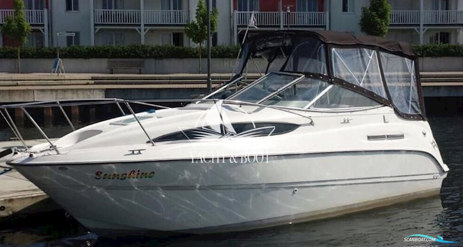 Bayliner 245 Motorboot 2004, mit Mercruiser motor, Deutschland