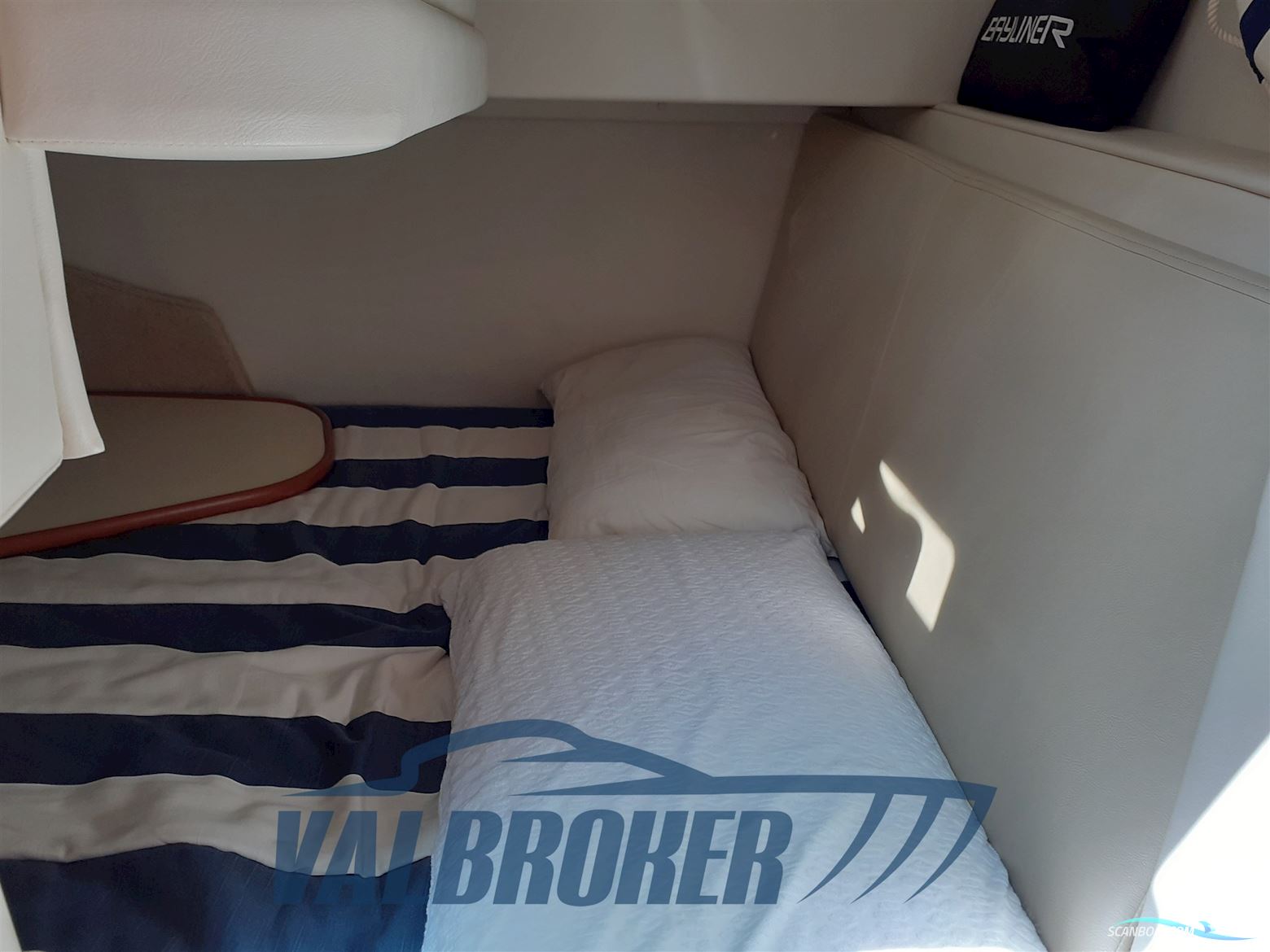 Bayliner 245