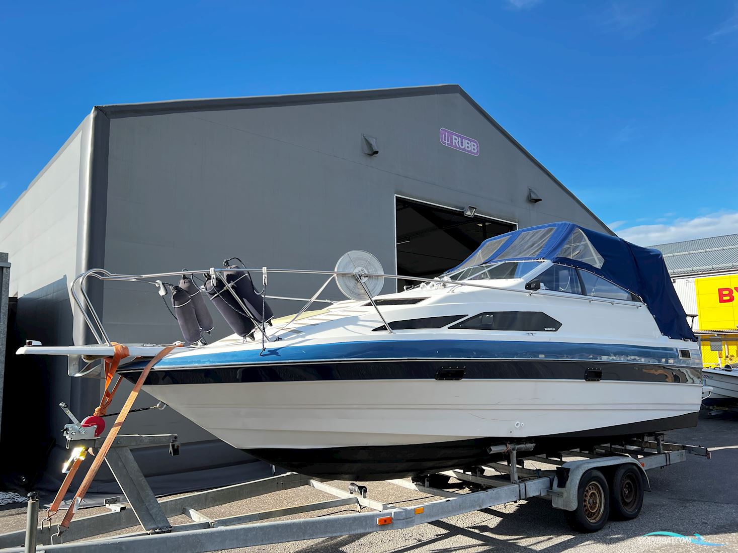 Bayliner 2455 Ciera Motorboot 1988, mit Volvo Penta V8 motor, Sweden