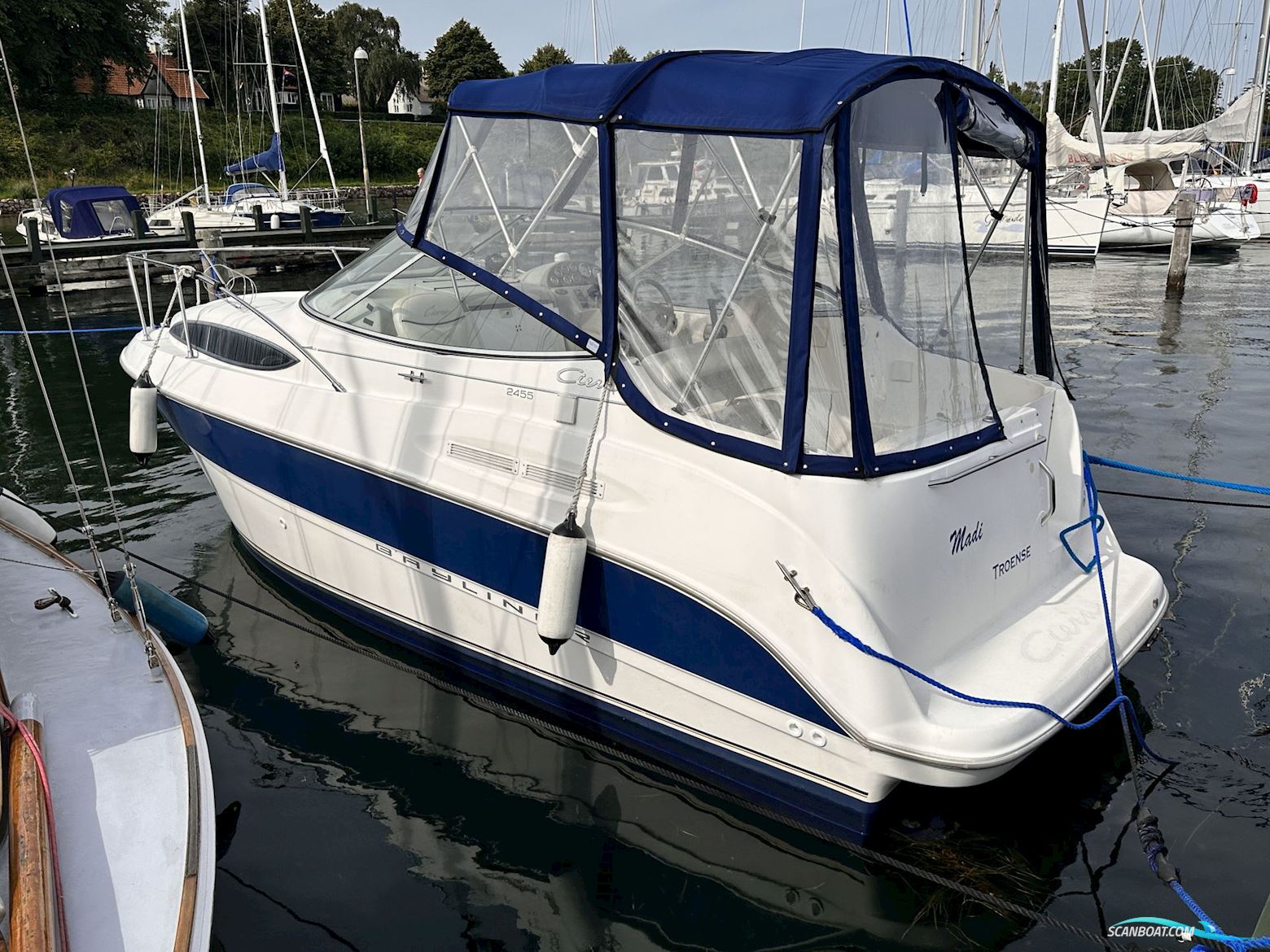 Bayliner 2455