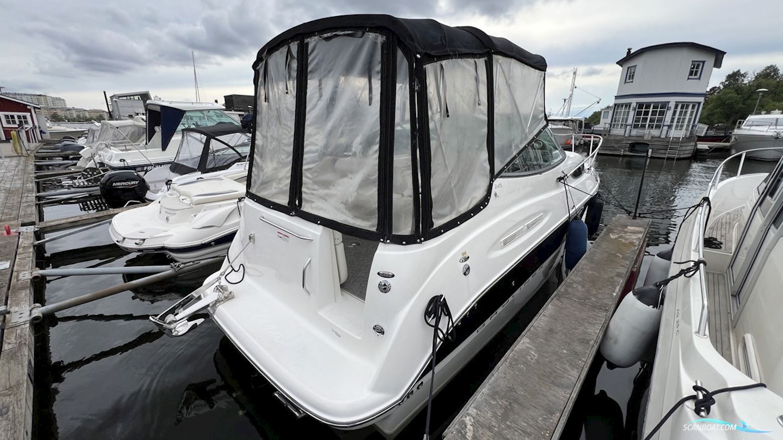 Bayliner 245CR