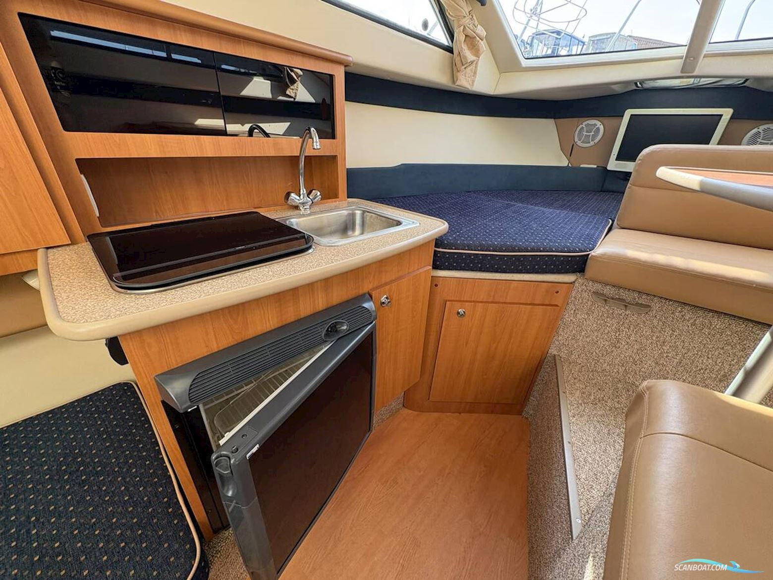 Bayliner 246 Discovery