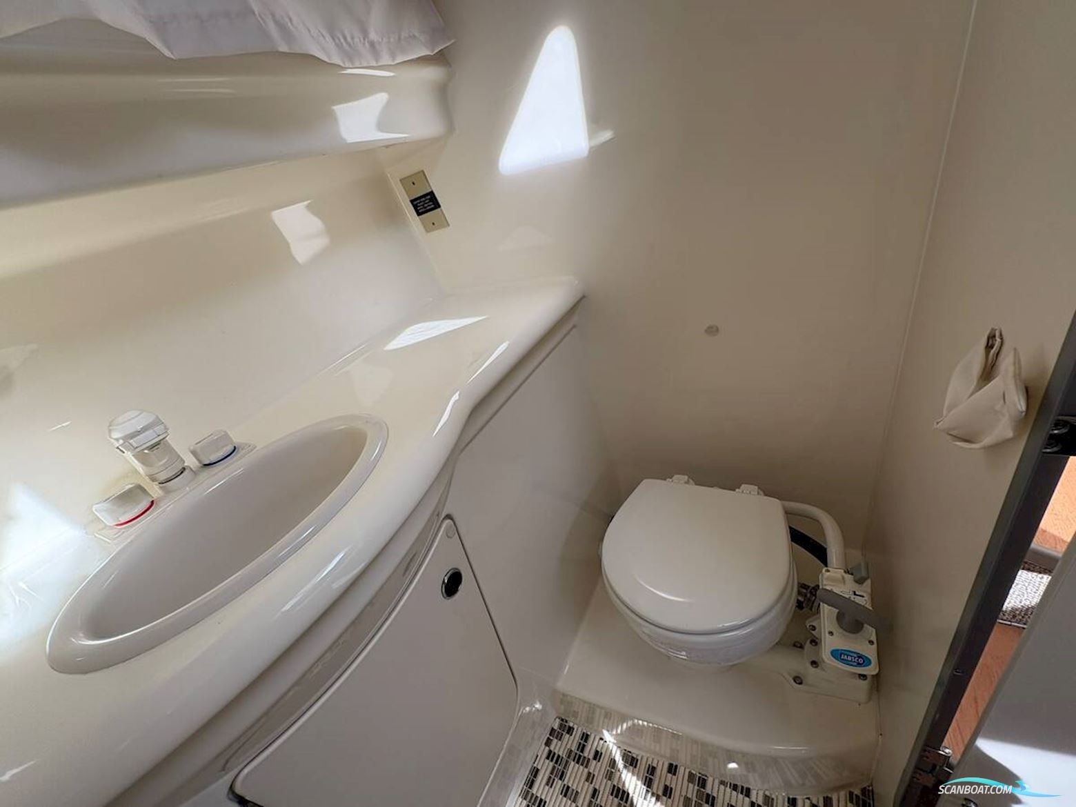 Bayliner 246 Discovery
