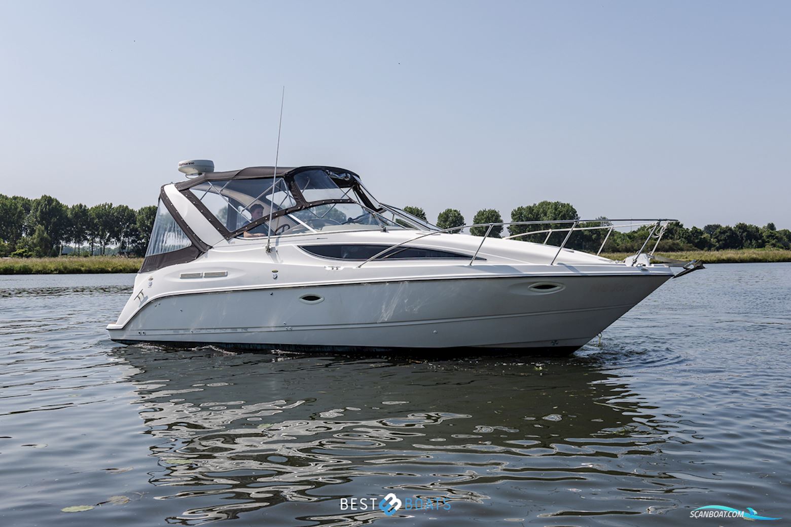 Bayliner 285 SB Motorboot 2000, mit Mercruiser is Een Bekend Merk Van Krachtige en Betrouwbare Marinemotoren, Populair Voor Sport- en Recreatieboten. motor, Niederlande