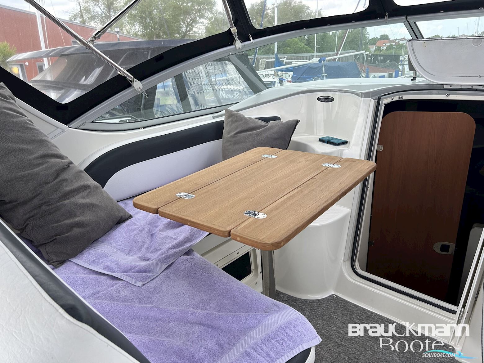 Bayliner 285