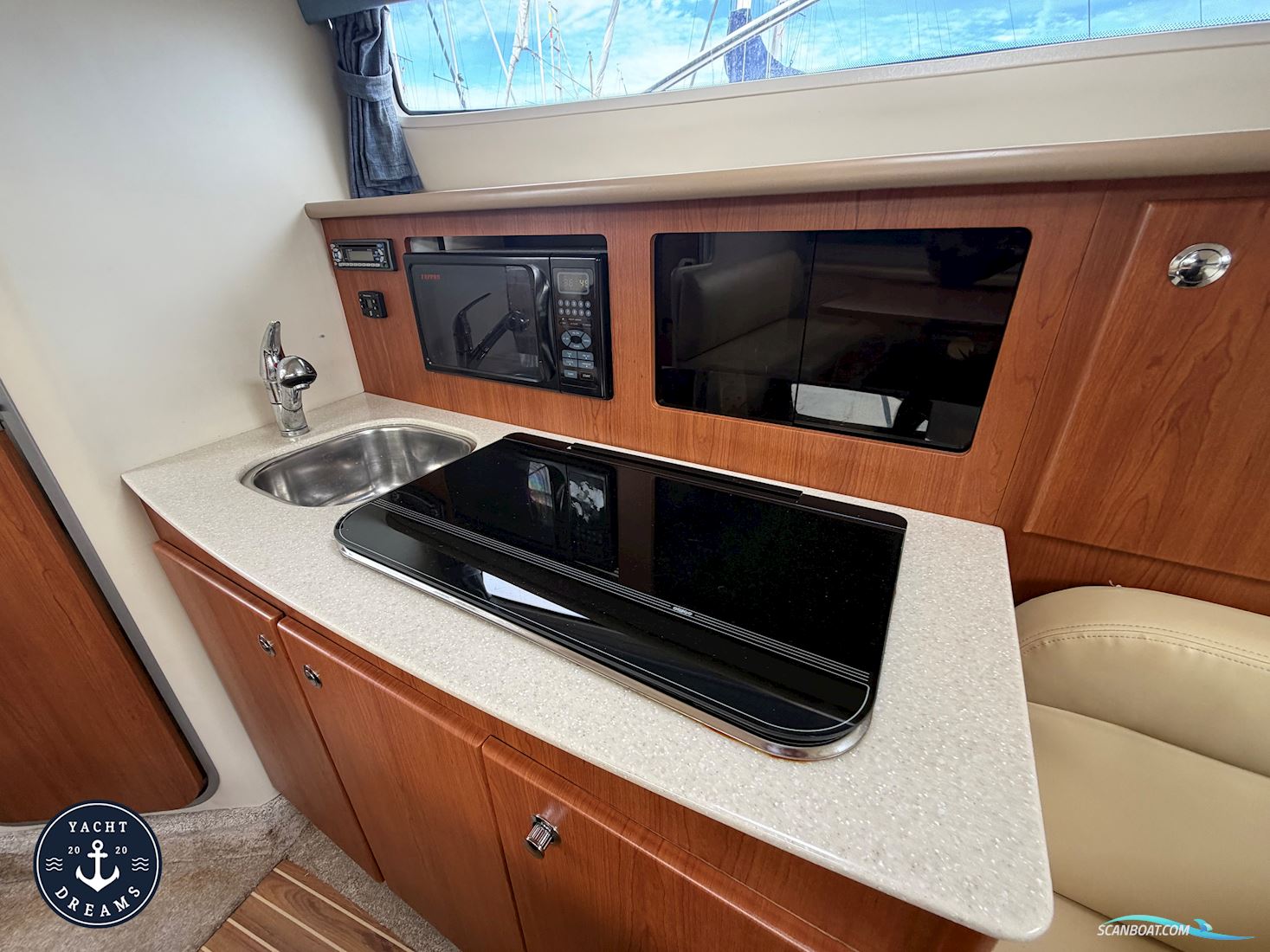 Bayliner 285