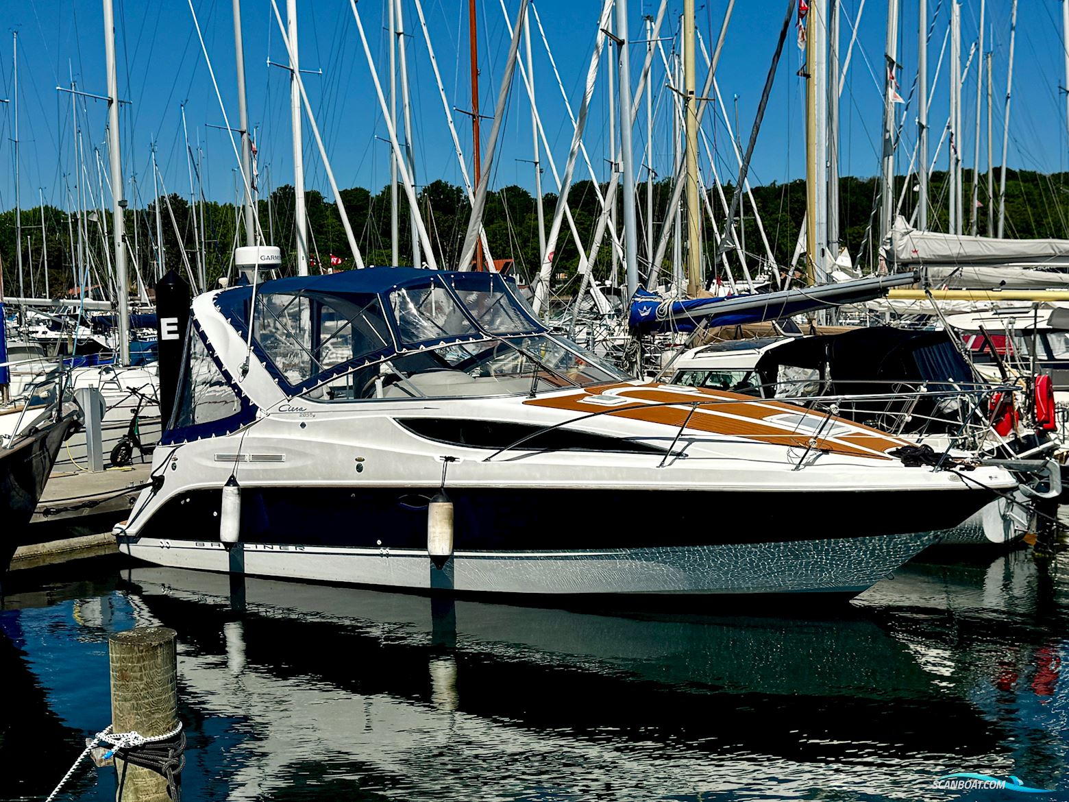 Bayliner 2855 Ciera Motorboot 2000, mit MerCruiser 350 MPI motor, Dänemark