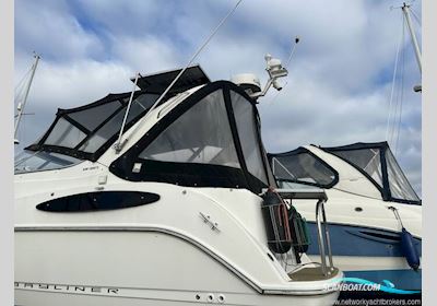 Bayliner 2855 Motorboot 2001, mit Mercruiser Mag350 2019 motor, England