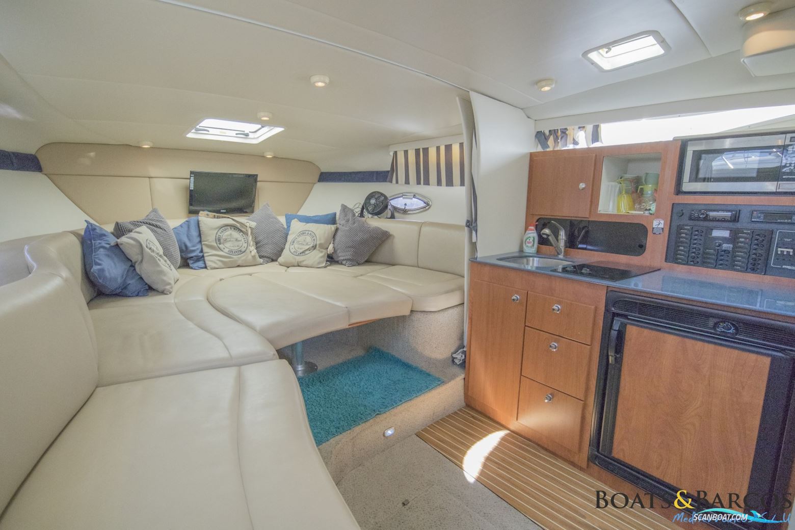Bayliner 325