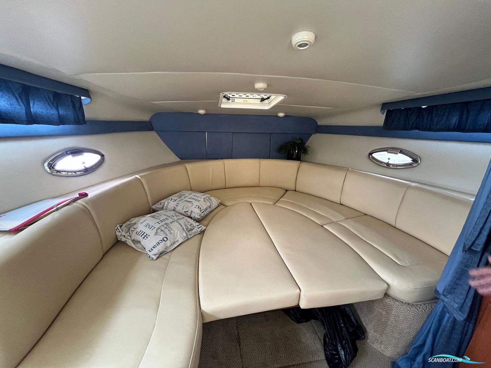 Bayliner 325
