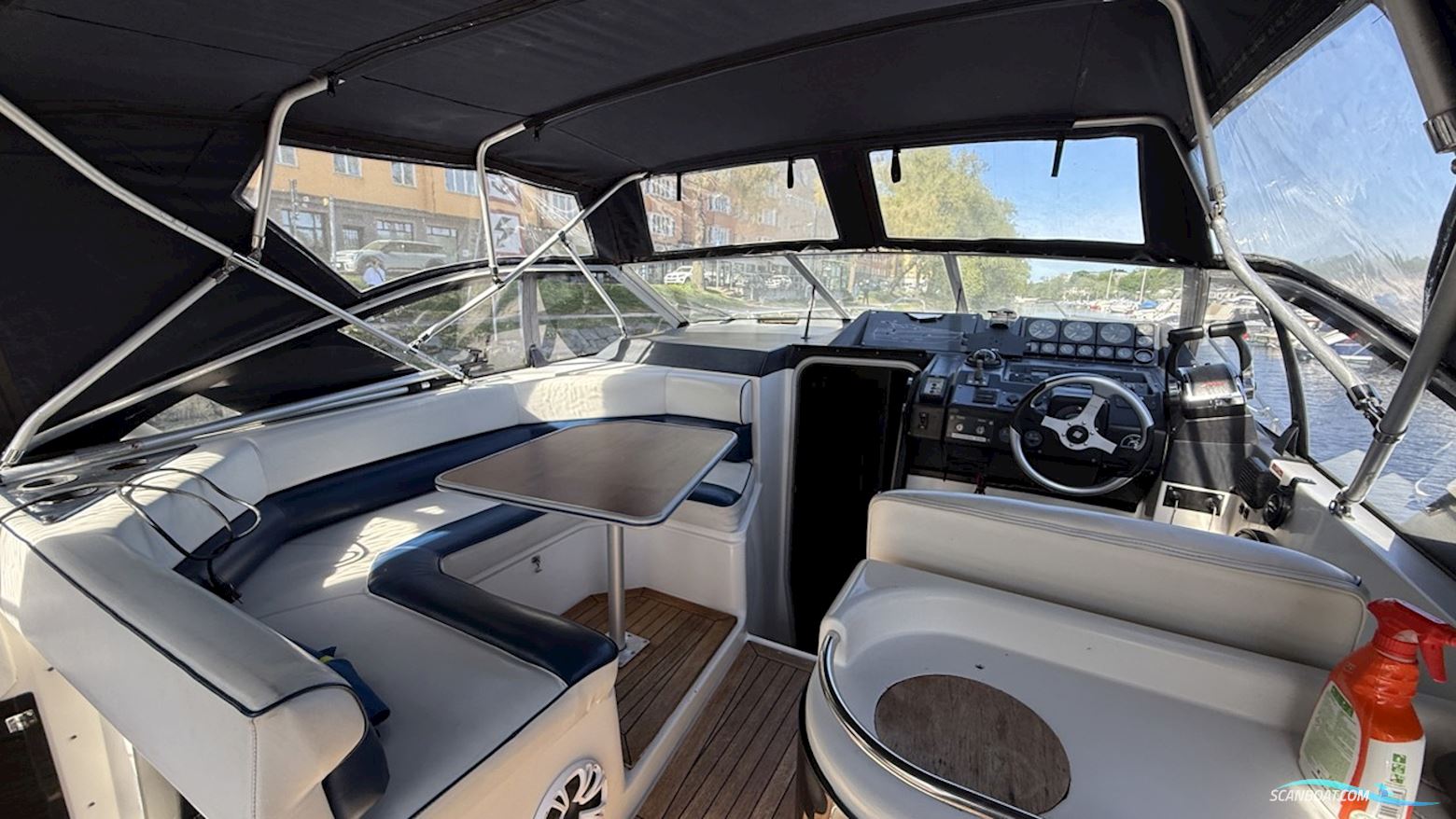 Bayliner 3250 Avanti Sunbridge
