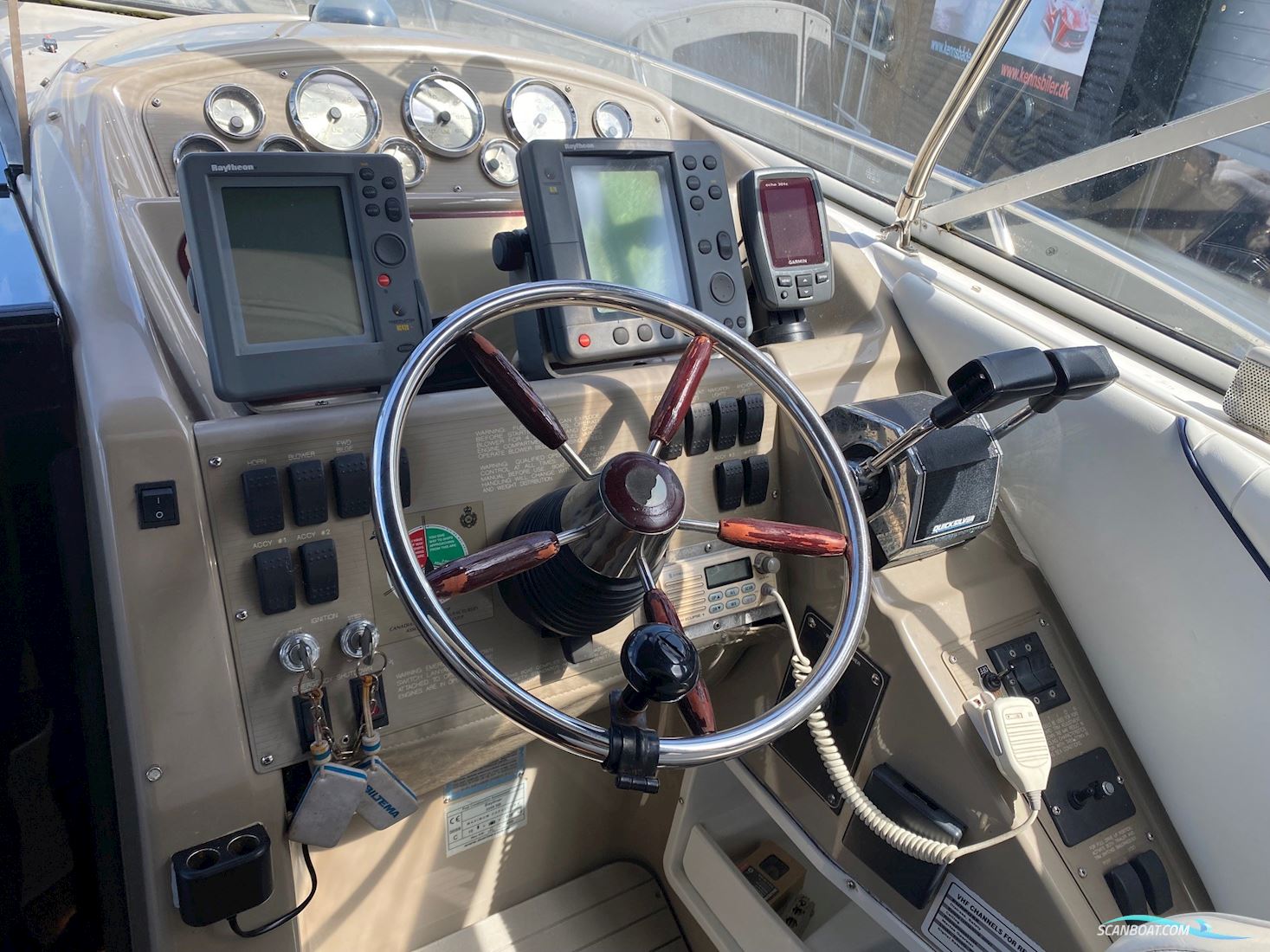 Bayliner 3255 Avanti