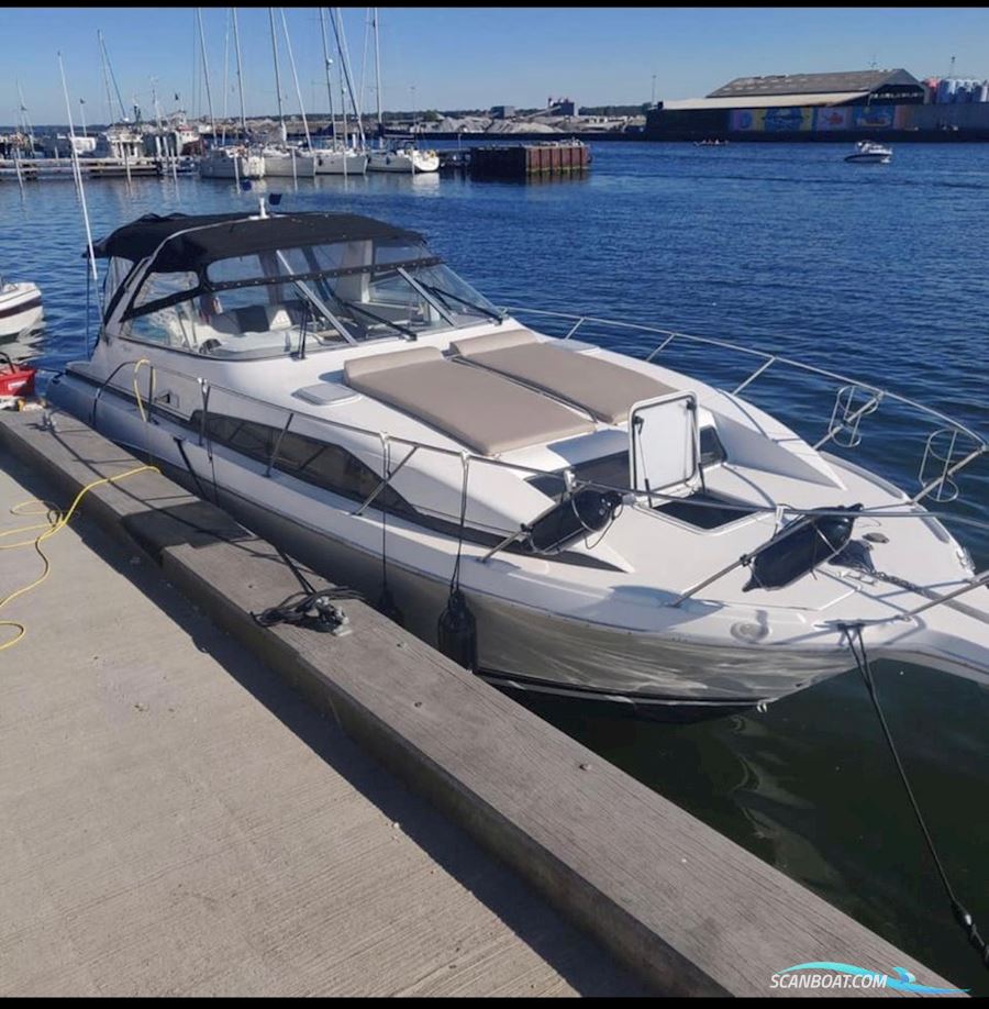Bayliner 3255 Avanti