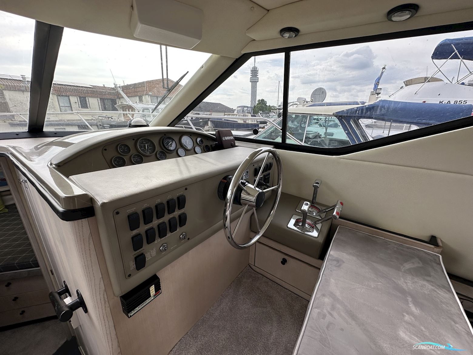 Bayliner 3258