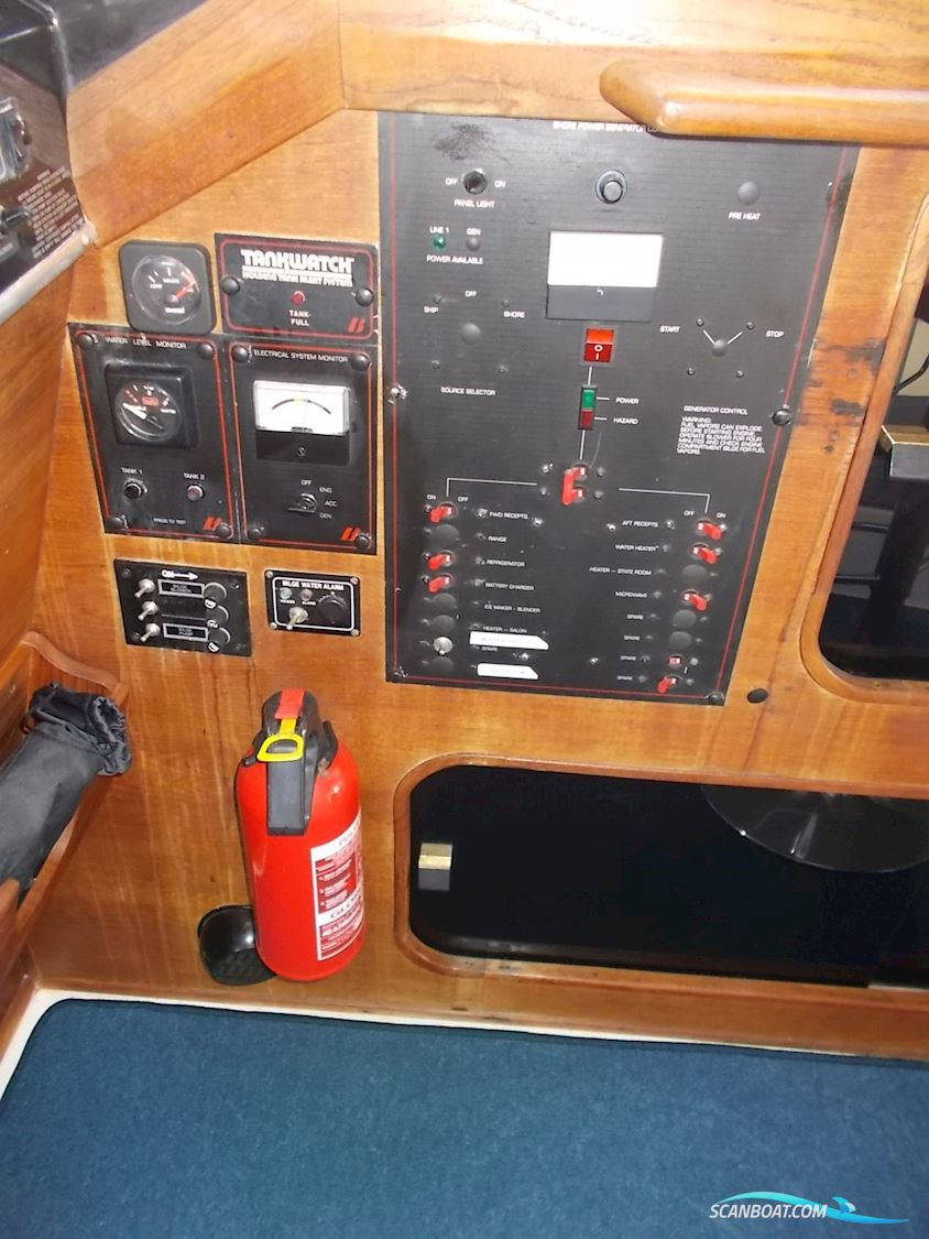 Bayliner 3288 Flybridge Flot Stand