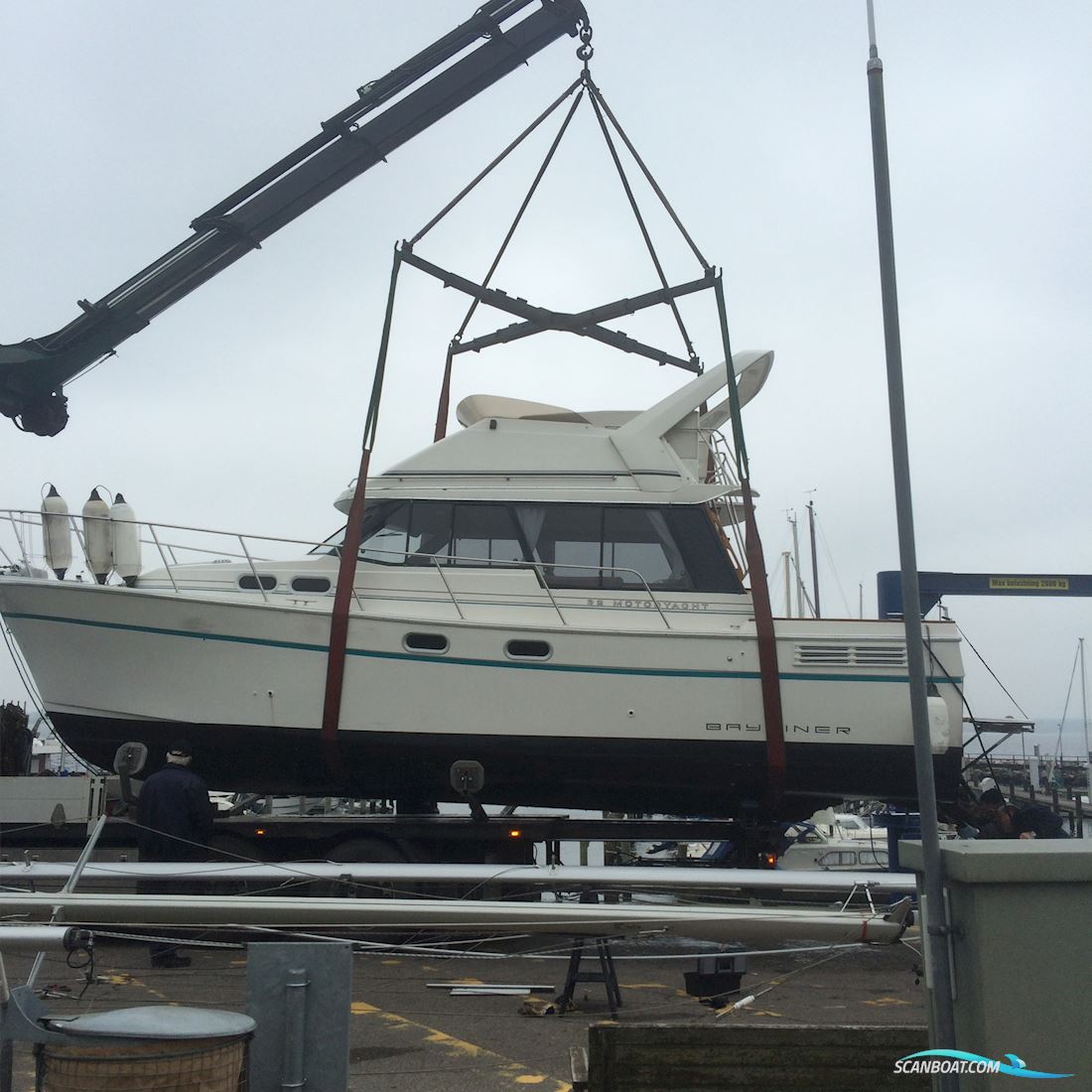 Bayliner 3288 Flybrigde