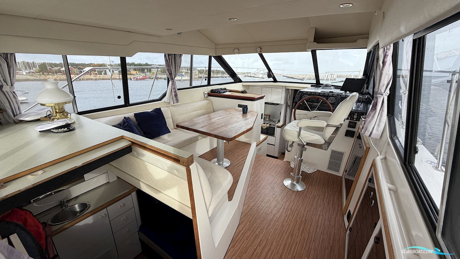 Bayliner 3688 Fly