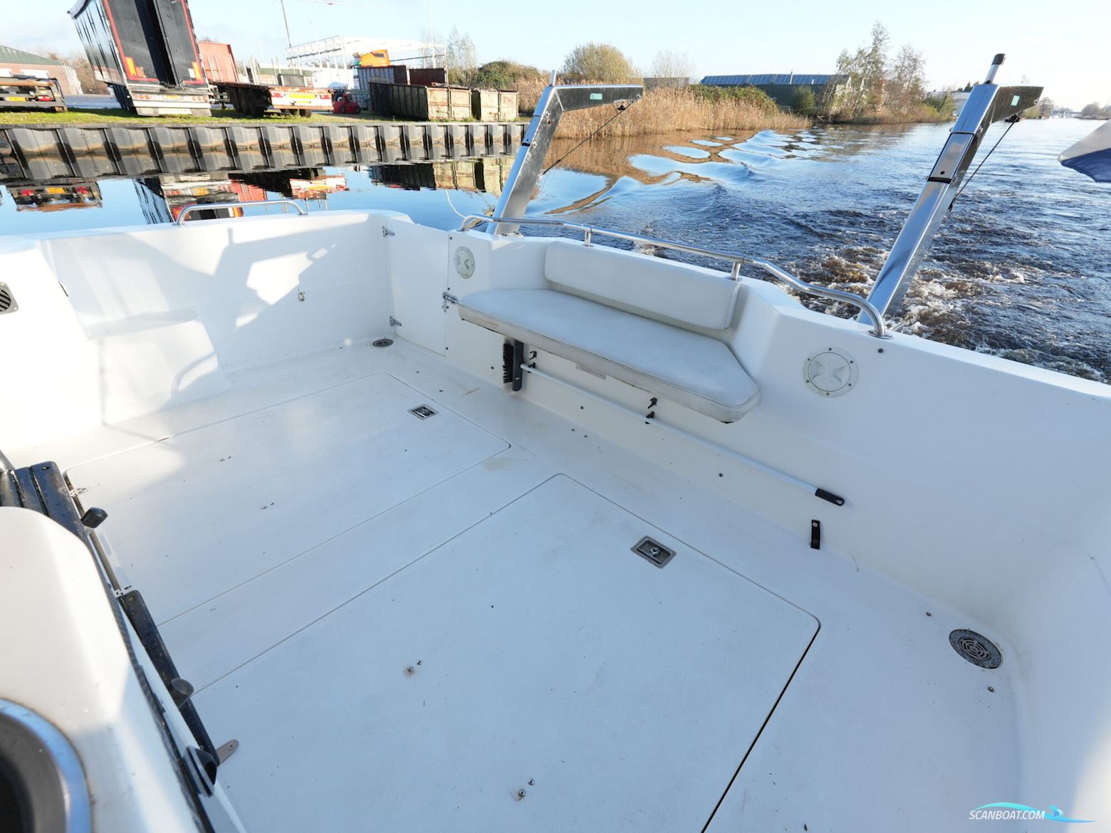 Bayliner 3688 Flybridge
