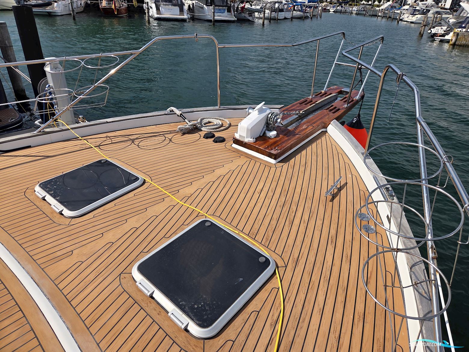 Bayliner 4588 Pilothouse