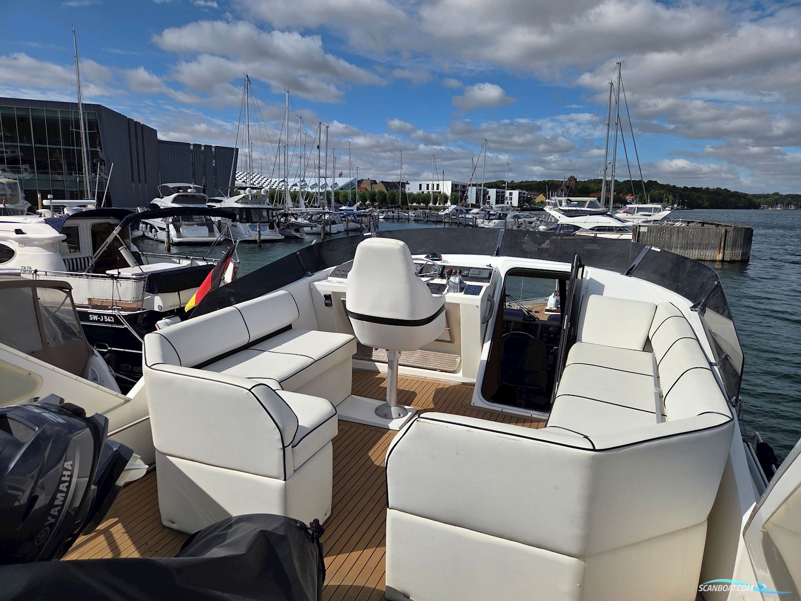 Bayliner 4588 Pilothouse