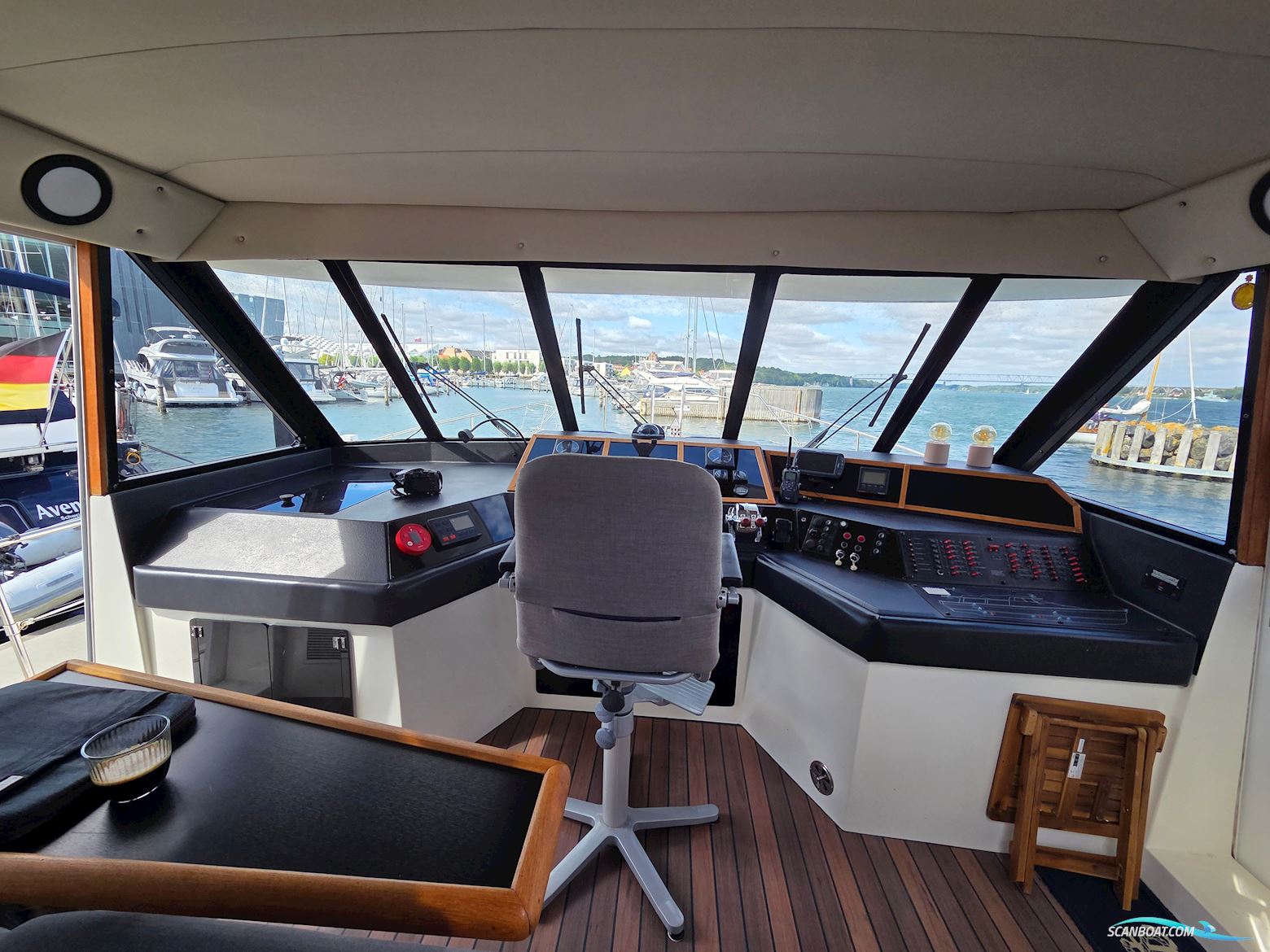 Bayliner 4588 Pilothouse