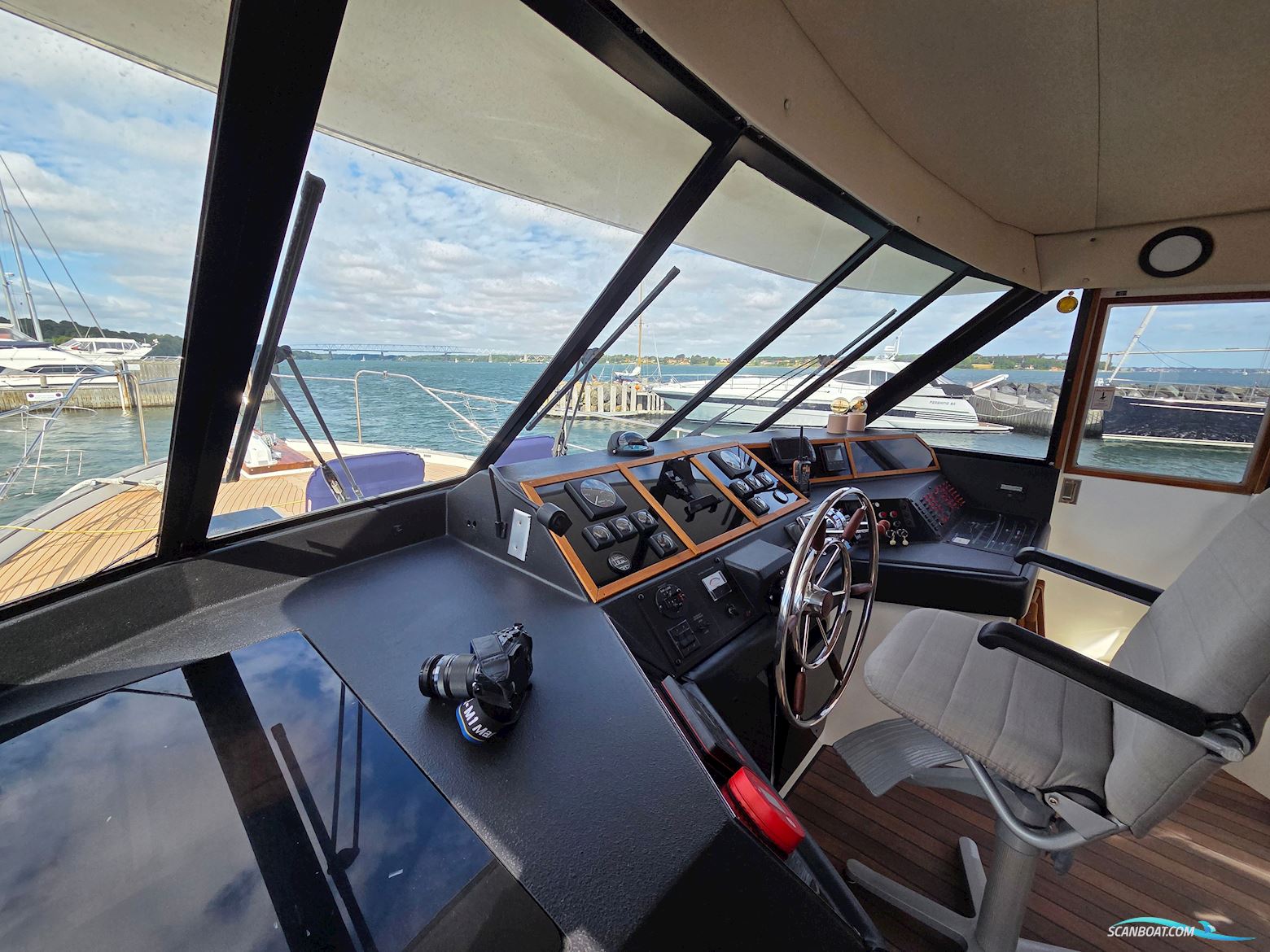 Bayliner 4588 Pilothouse