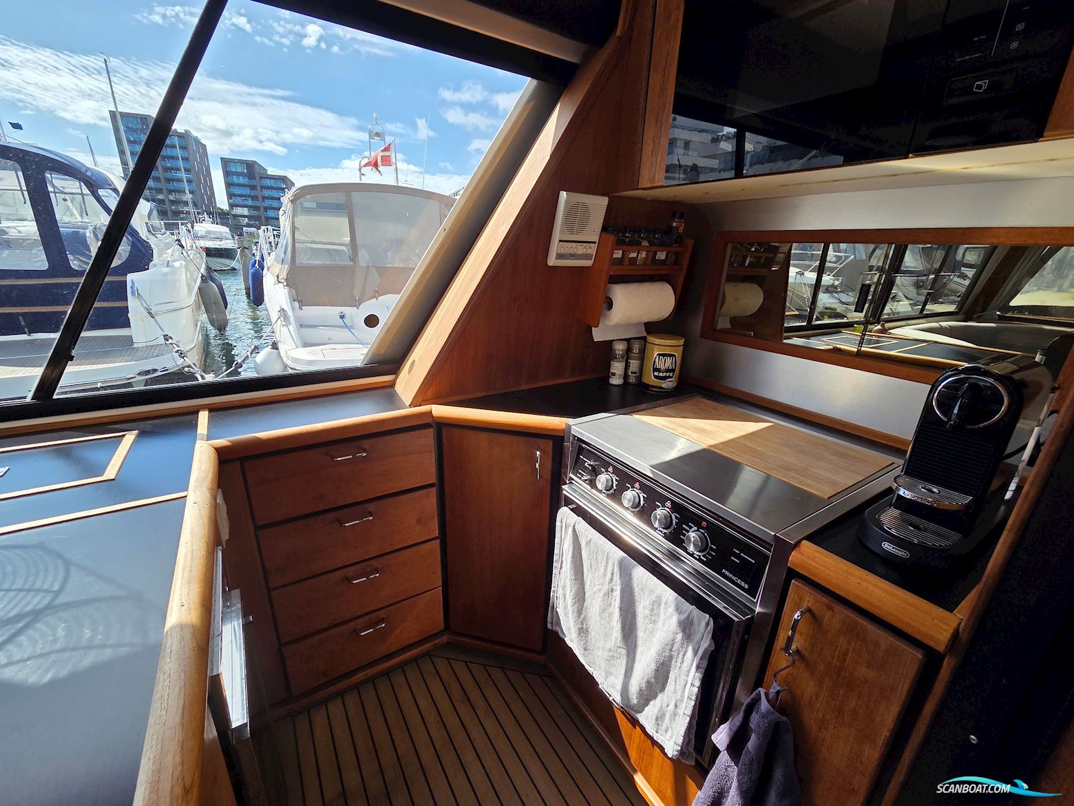 Bayliner 4588 Pilothouse