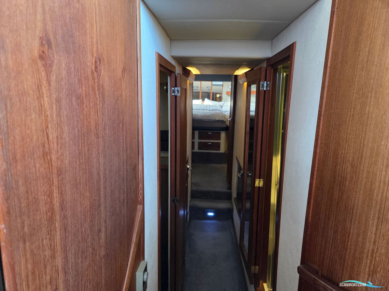 Bayliner 4588 Pilothouse