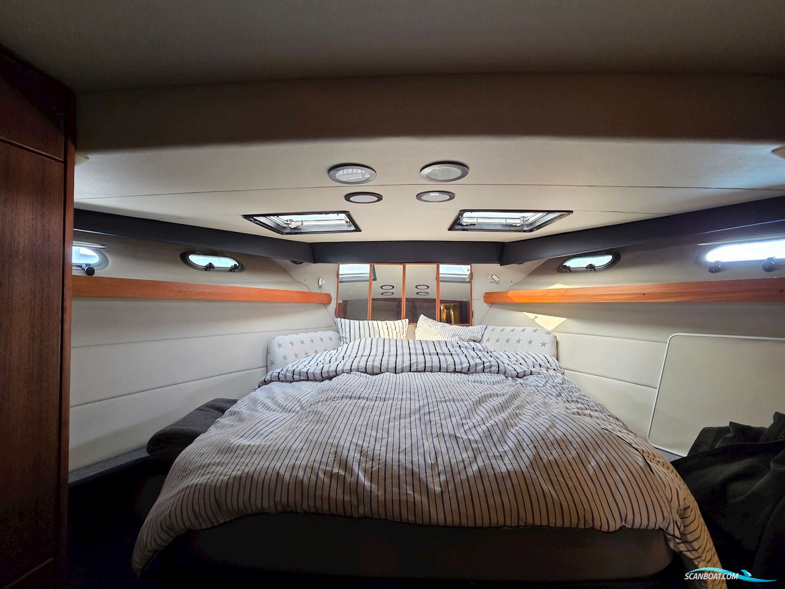Bayliner 4588 Pilothouse