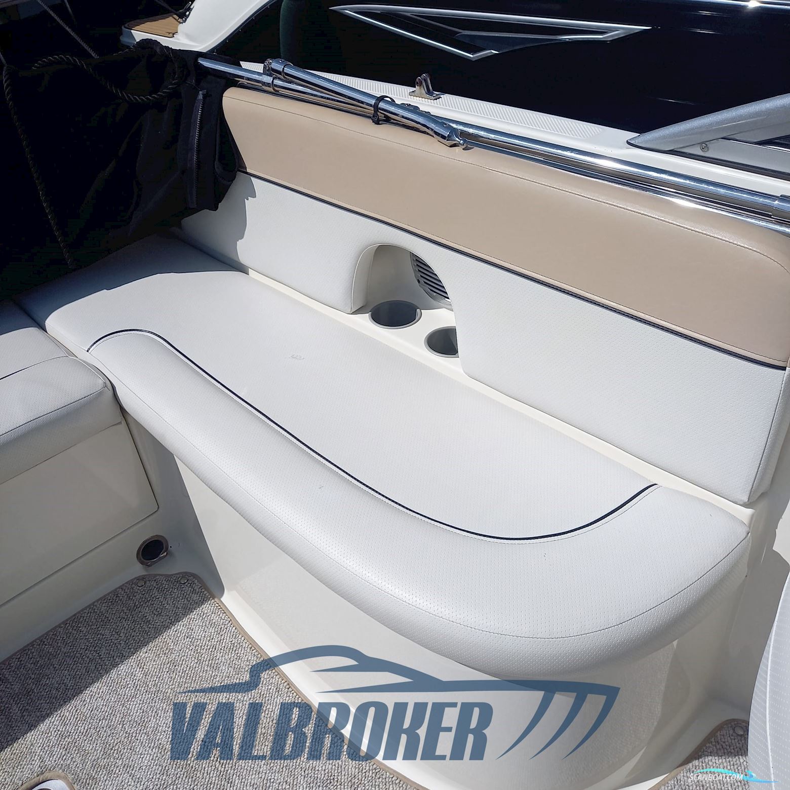 Bayliner 702 Cuddy