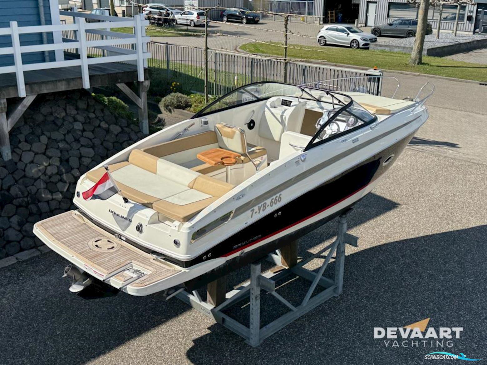 Bayliner 742 Motorboot 2019, mit Mercury motor, Niederlande