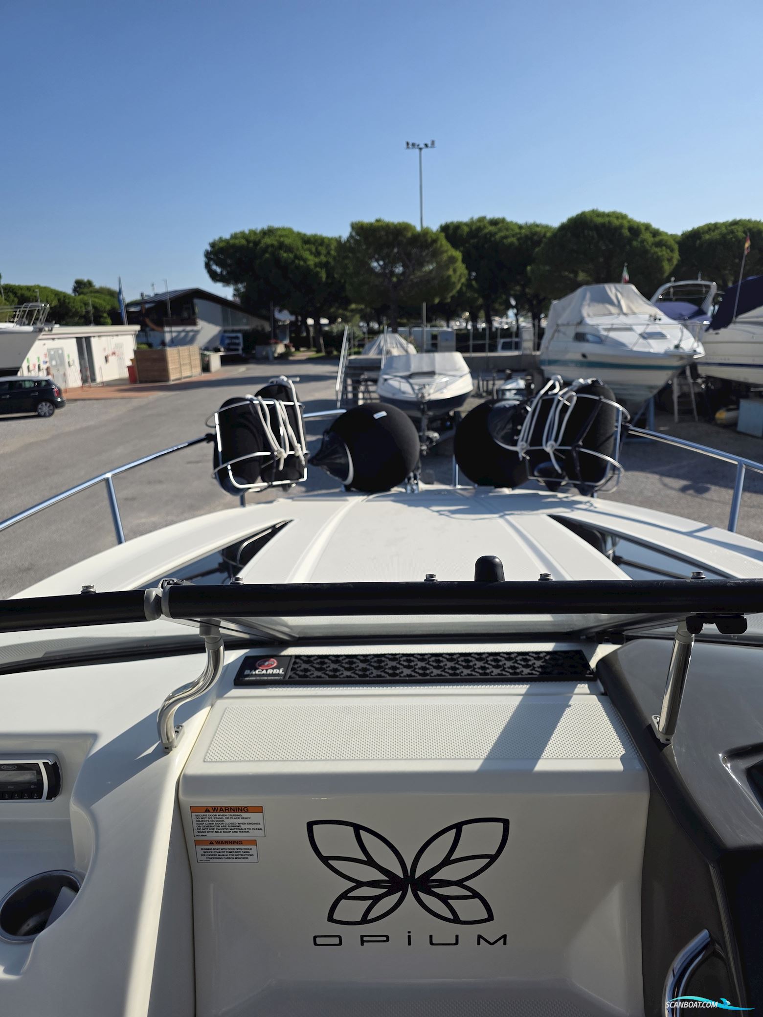 Bayliner 742CU