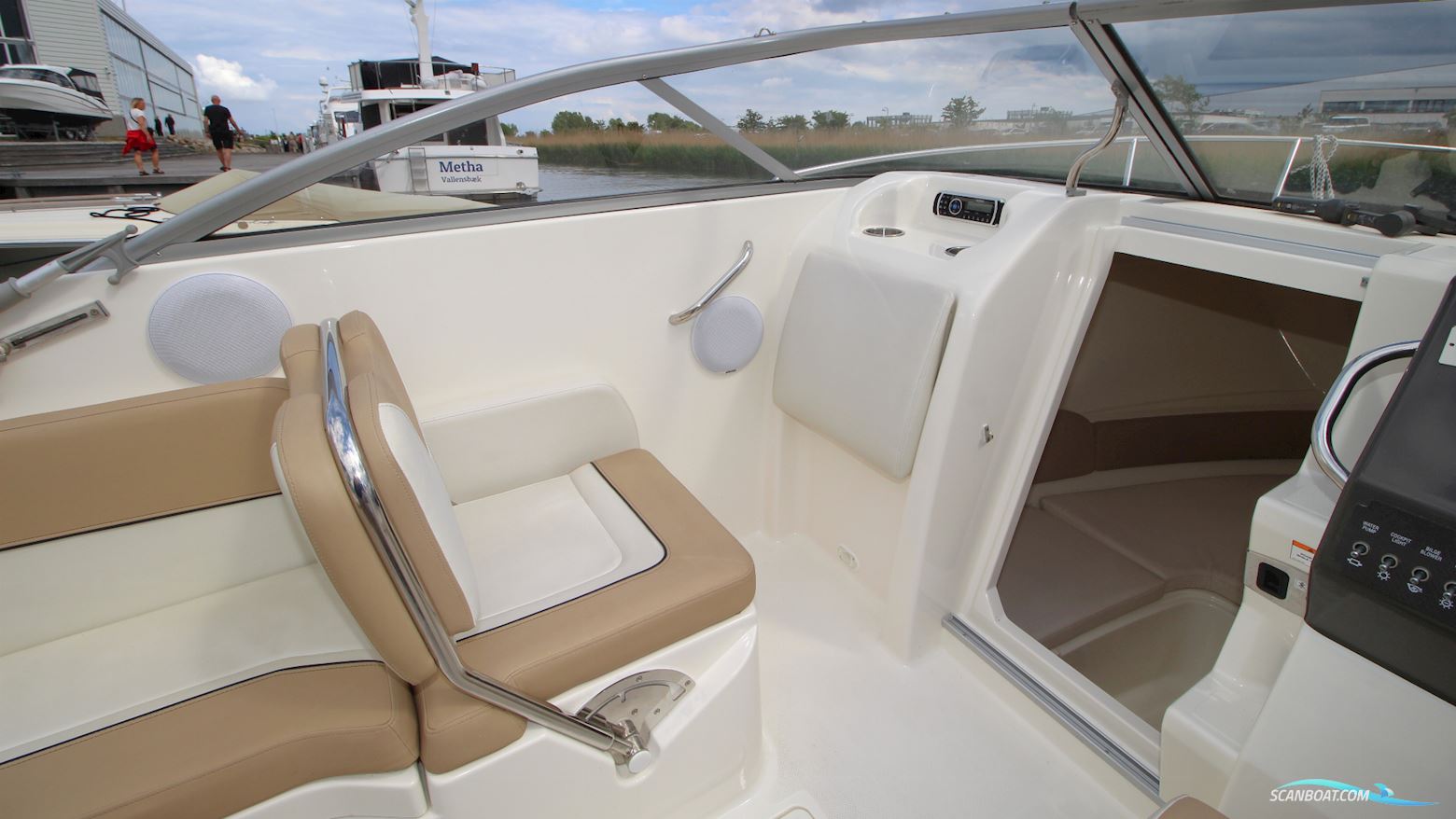 Bayliner 742R Cuddy