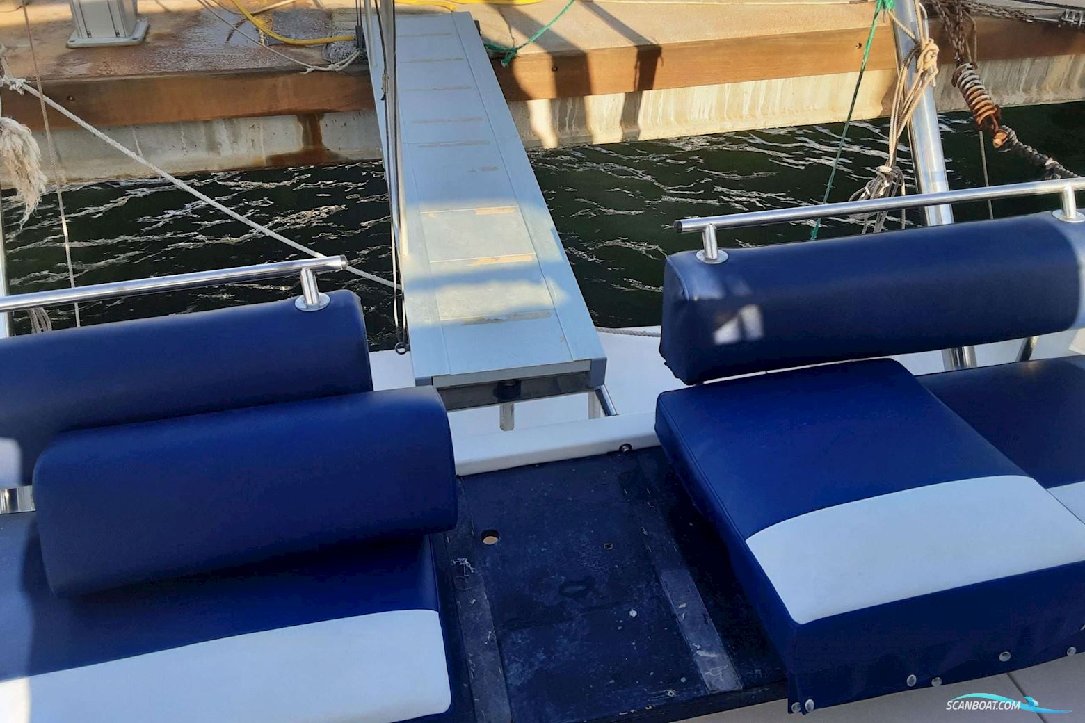 Bayliner Avanti 3255 Express