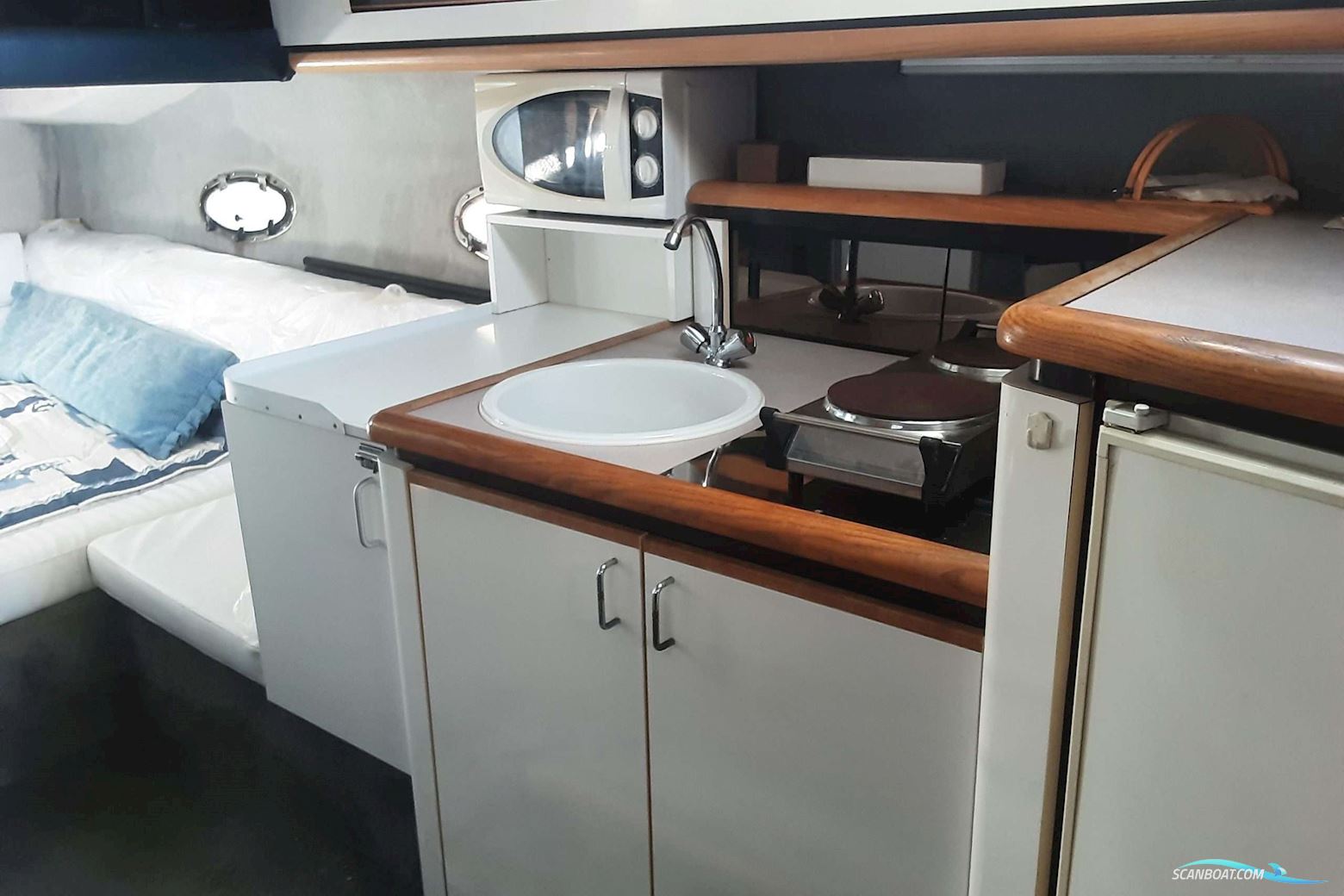 Bayliner Avanti 3255 Express