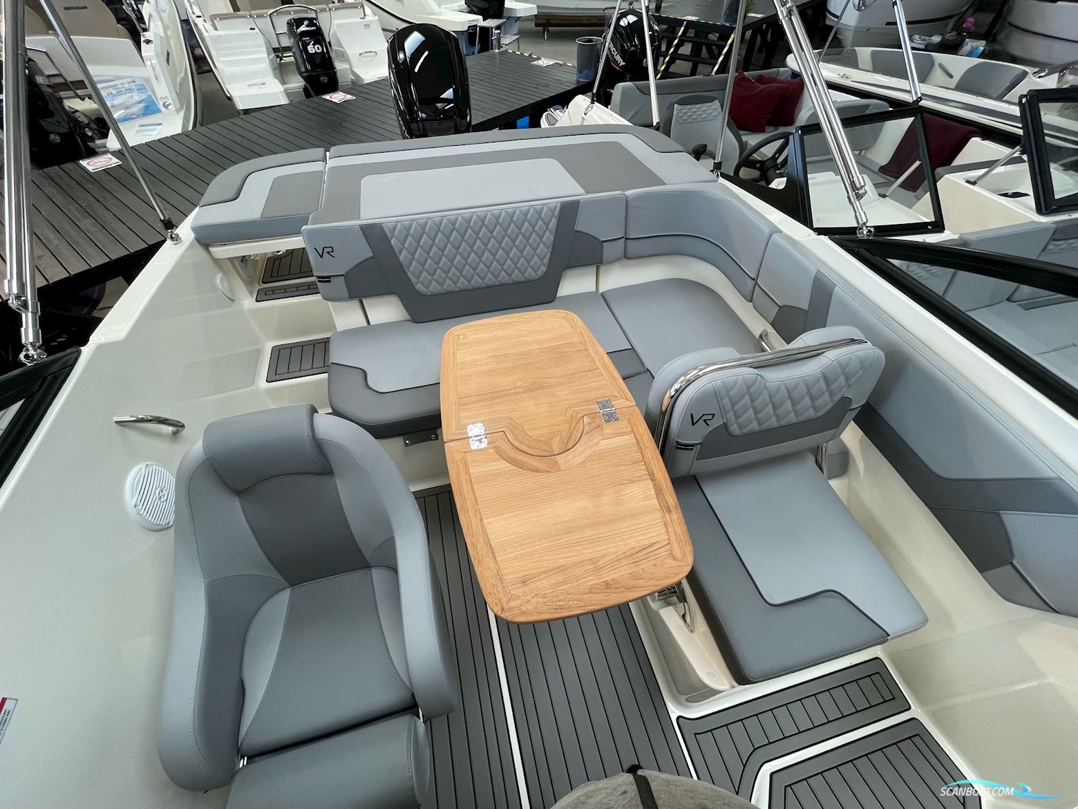 Bayliner Bayliner VR5 Cuddy