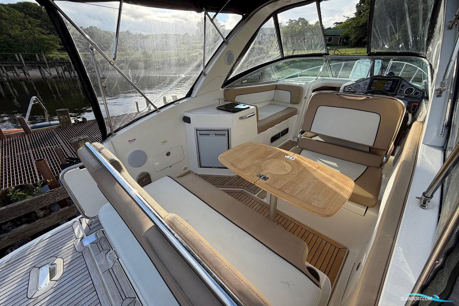 Bayliner Ciera 8 - Mercruiser 250 HK/Udstyr